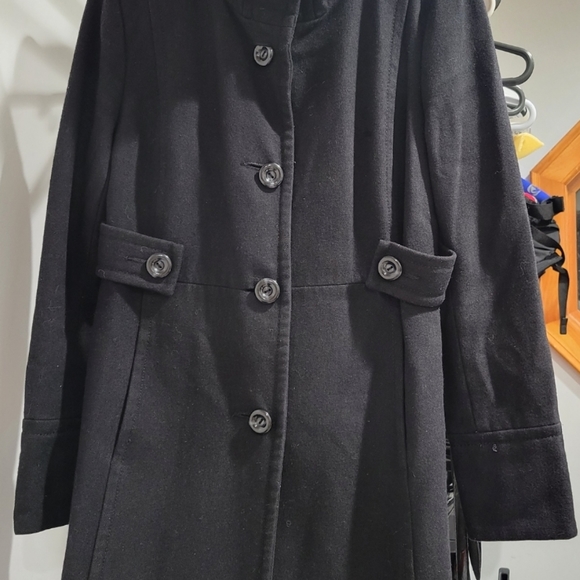 Coat - Picture 6 of 16